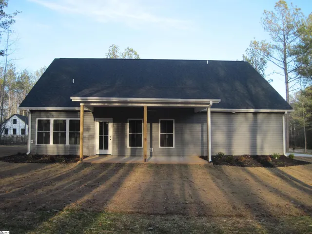 $450,000 | 204 Deer Trot Avenue, Belton, SC 29627