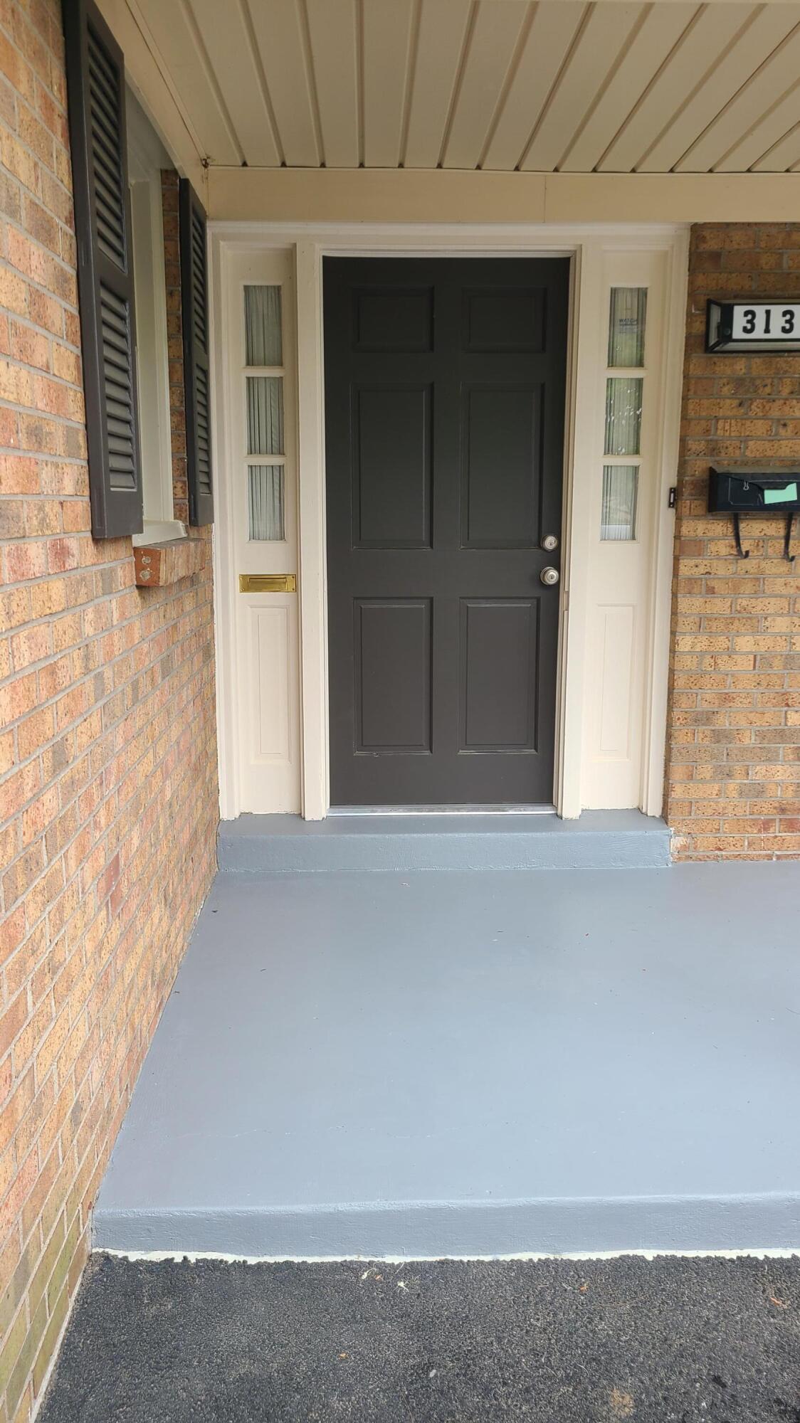 3133 Montavesta Road Lexington, KY 40502 - Photo 4 of 24 20220526_125853
