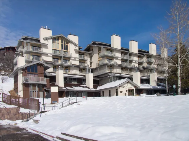 $649,000 | 1920 Ski Time Square Drive, Unit 302, Steamboat Springs, CO 80487