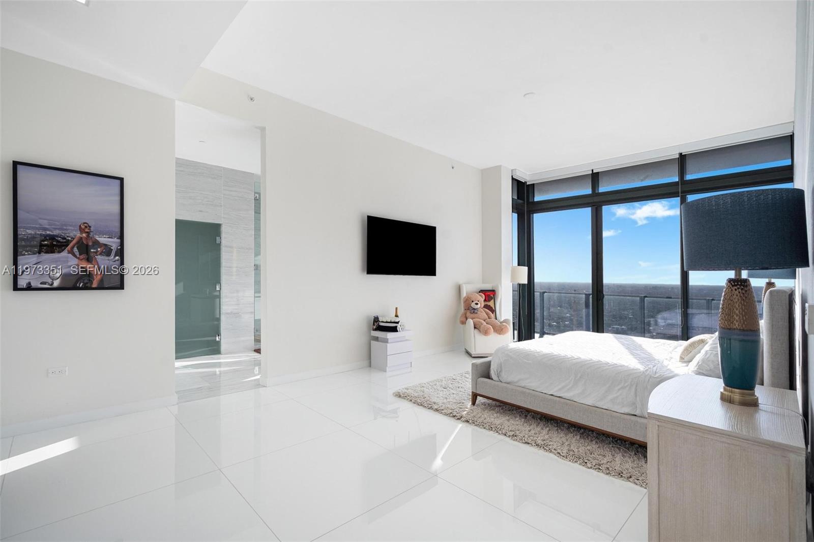 88 Southwest 7th Street, Unit 4203 Miami, FL 33130 - Photo 19 of 55