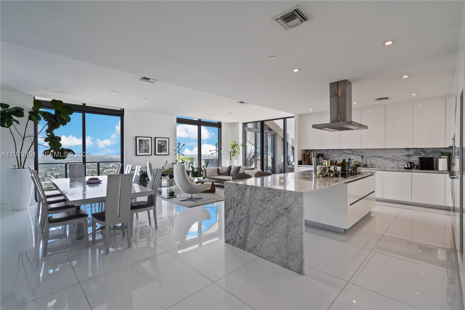 88 Southwest 7th Street, Unit 4203 Miami, FL 33130 - Photo 3 of 55