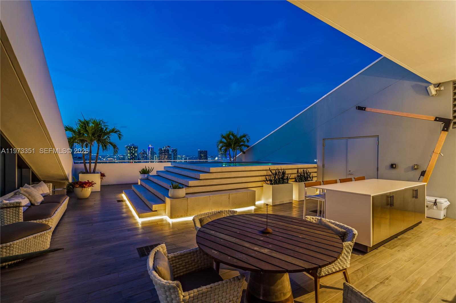 88 Southwest 7th Street, Unit 4203 Miami, FL 33130 - Photo 52 of 55
