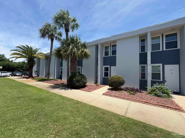 $234,900 | 201 Pensacola Beach Road, Unit C6, Gulf Breeze, FL 32561