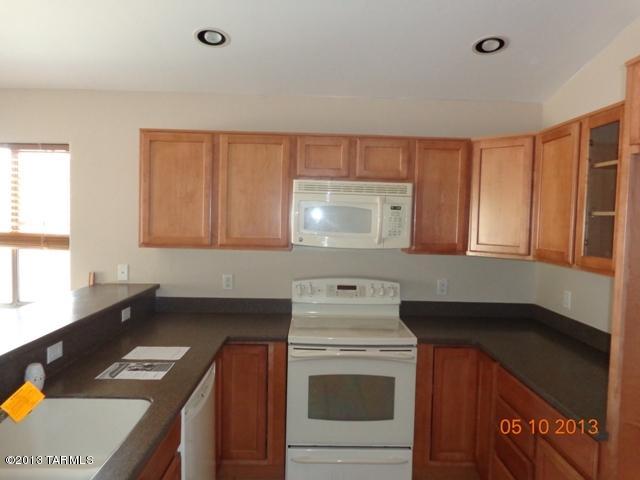 6635 East Bambino Road Tucson, AZ 85756 - Photo 6 of 22