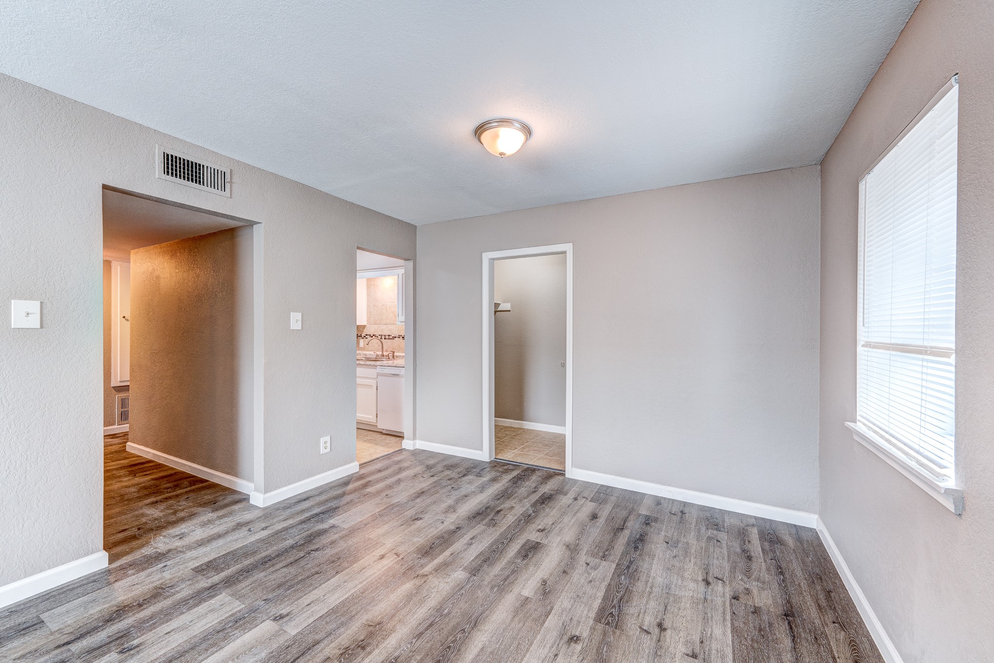 523 Spring Drive, Unit 4 Pasadena, TX 77504 - Photo 6 of 18
