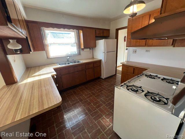 5981 Flemings Lake Road Clarkston, MI 48346 - Photo 19 of 66 Gallery Image 19