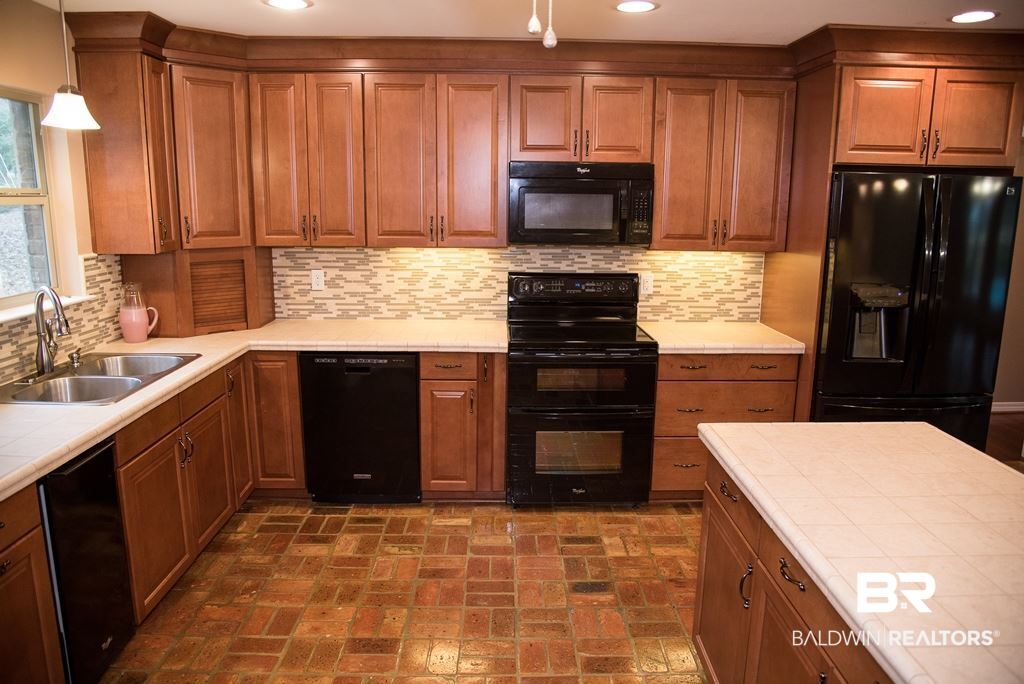 5670 Marshall Road Eight Mile, AL 36613 - Photo 6 of 26
