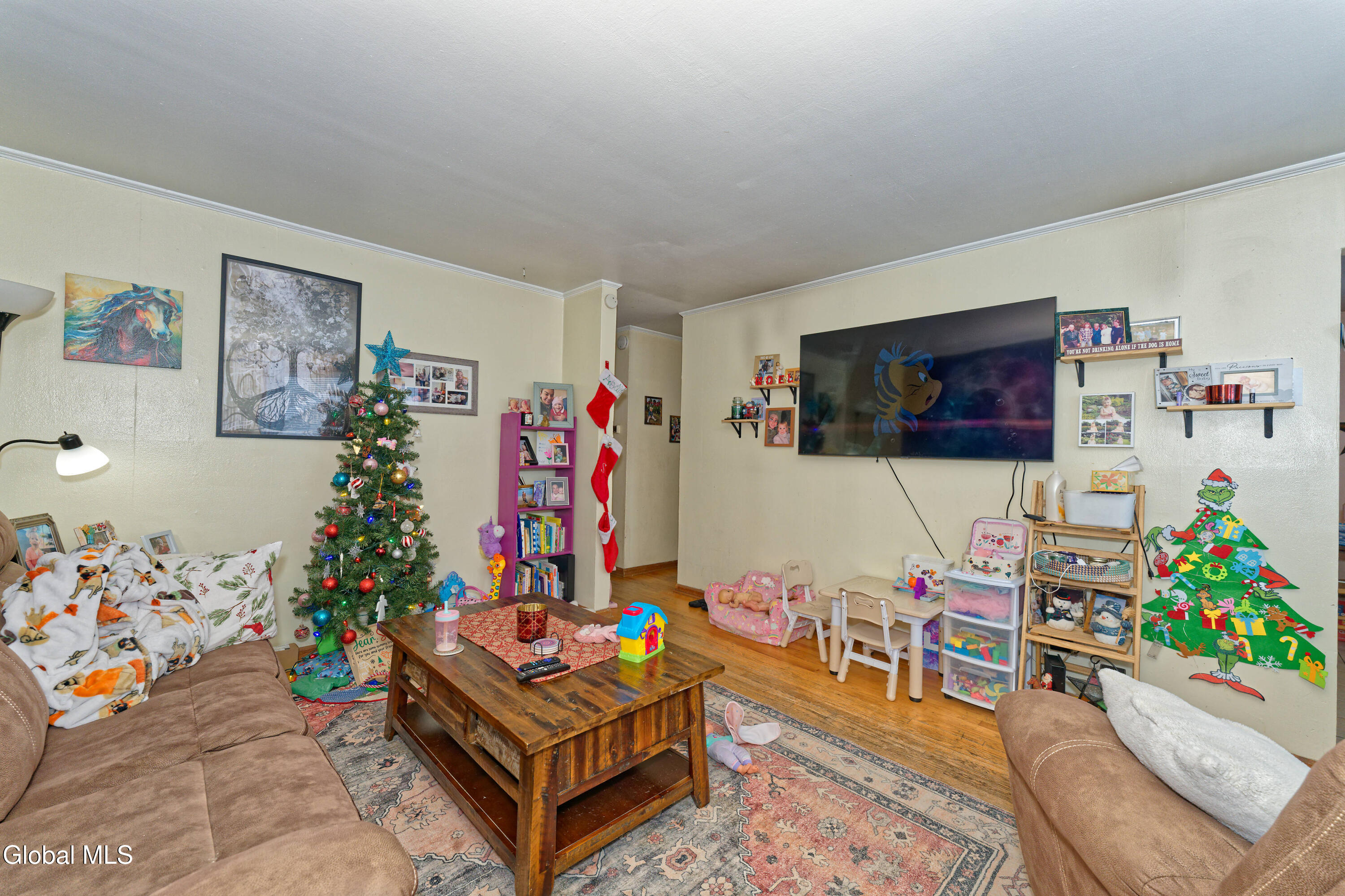 57 Edgewood Avenue Albany, NY 12203 - Photo 14 of 29 2 Apt right 2