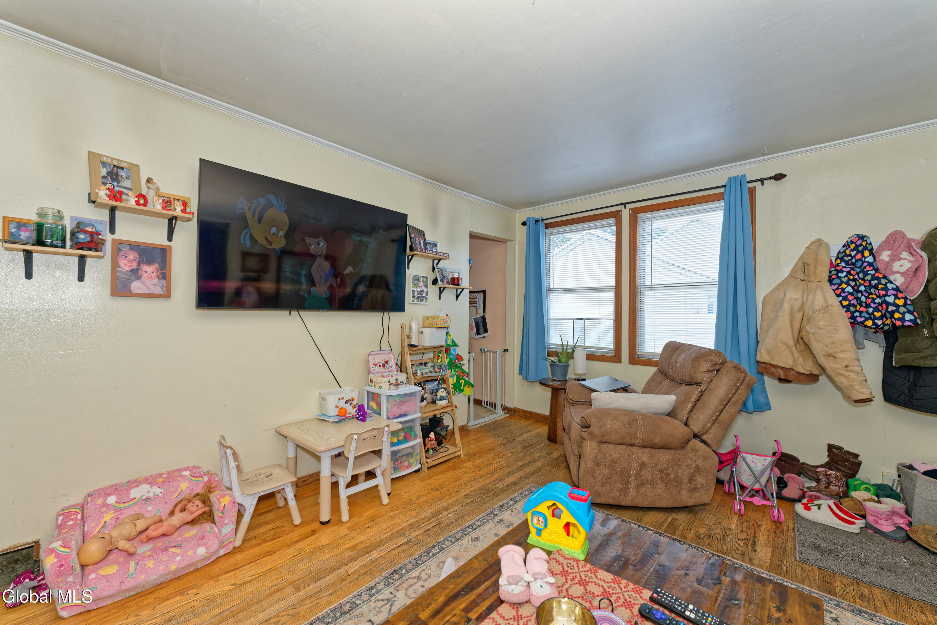 57 Edgewood Avenue Albany, NY 12203 - Photo 15 of 29 2 Apt right 3