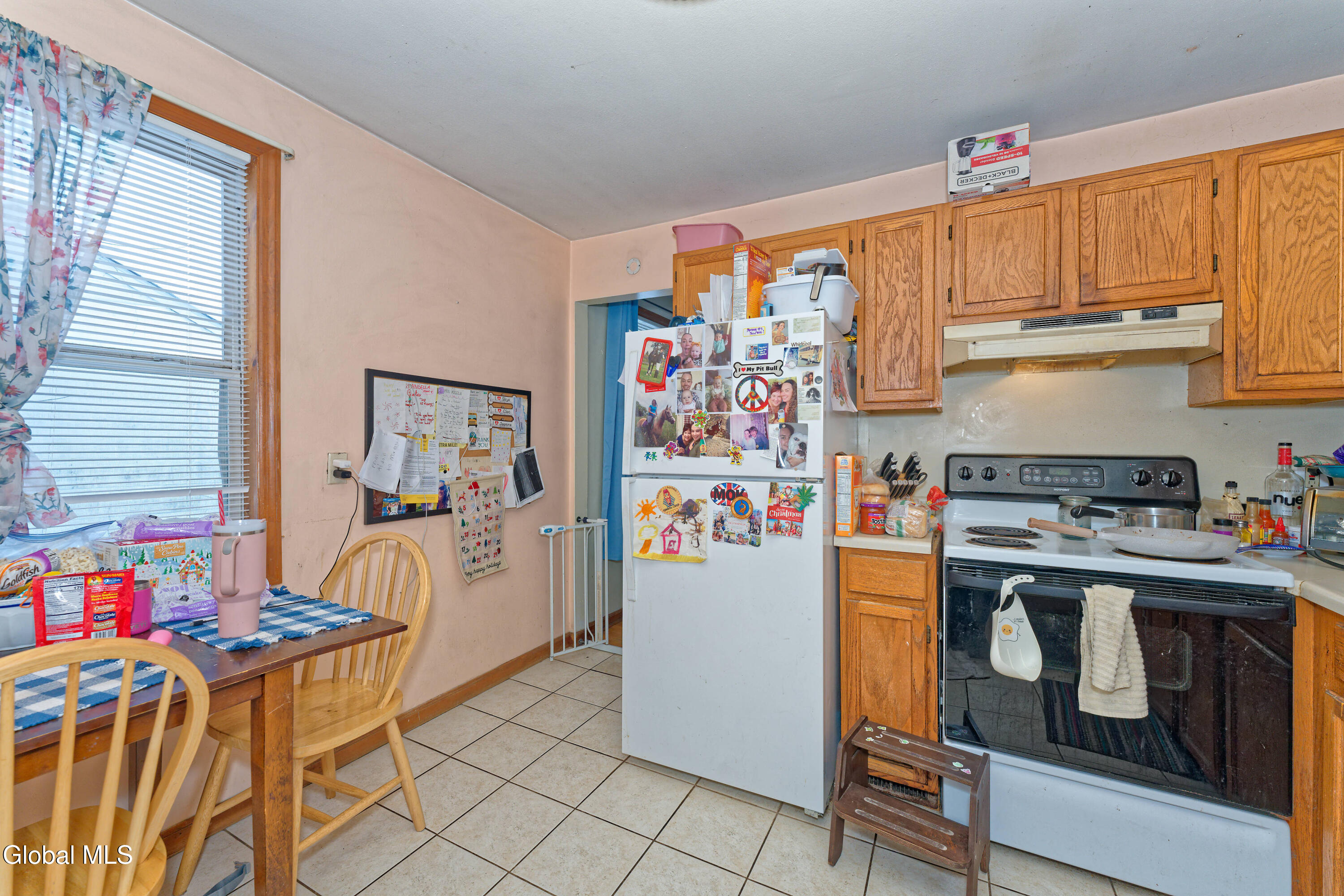 57 Edgewood Avenue Albany, NY 12203 - Photo 19 of 29 2 Apt right 7