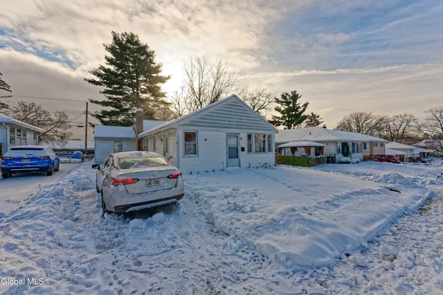 $279,000 | 57 Edgewood Avenue, Albany, NY 12203