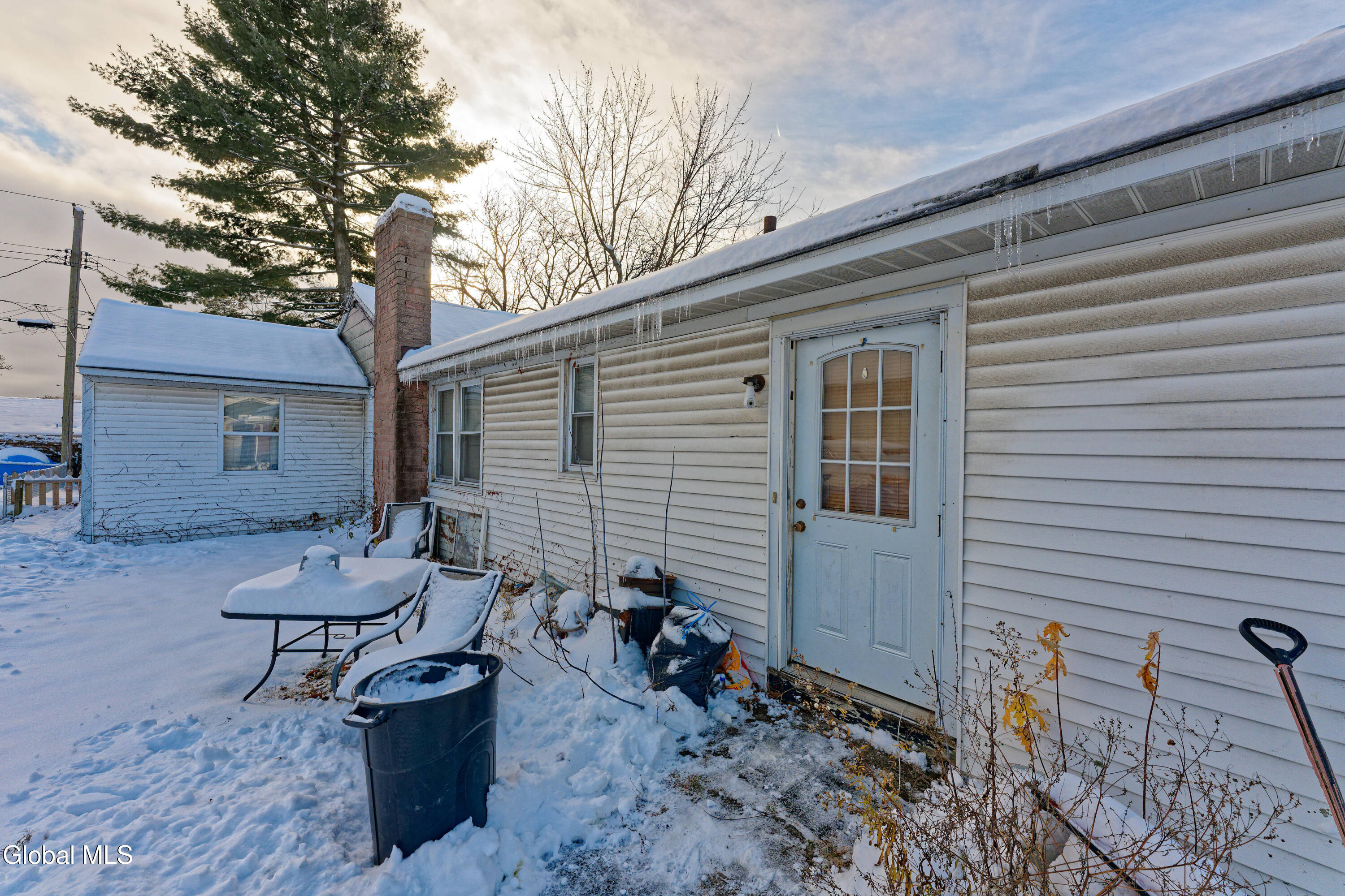 57 Edgewood Avenue Albany, NY 12203 - Photo 4 of 29 1 Apt Left 1