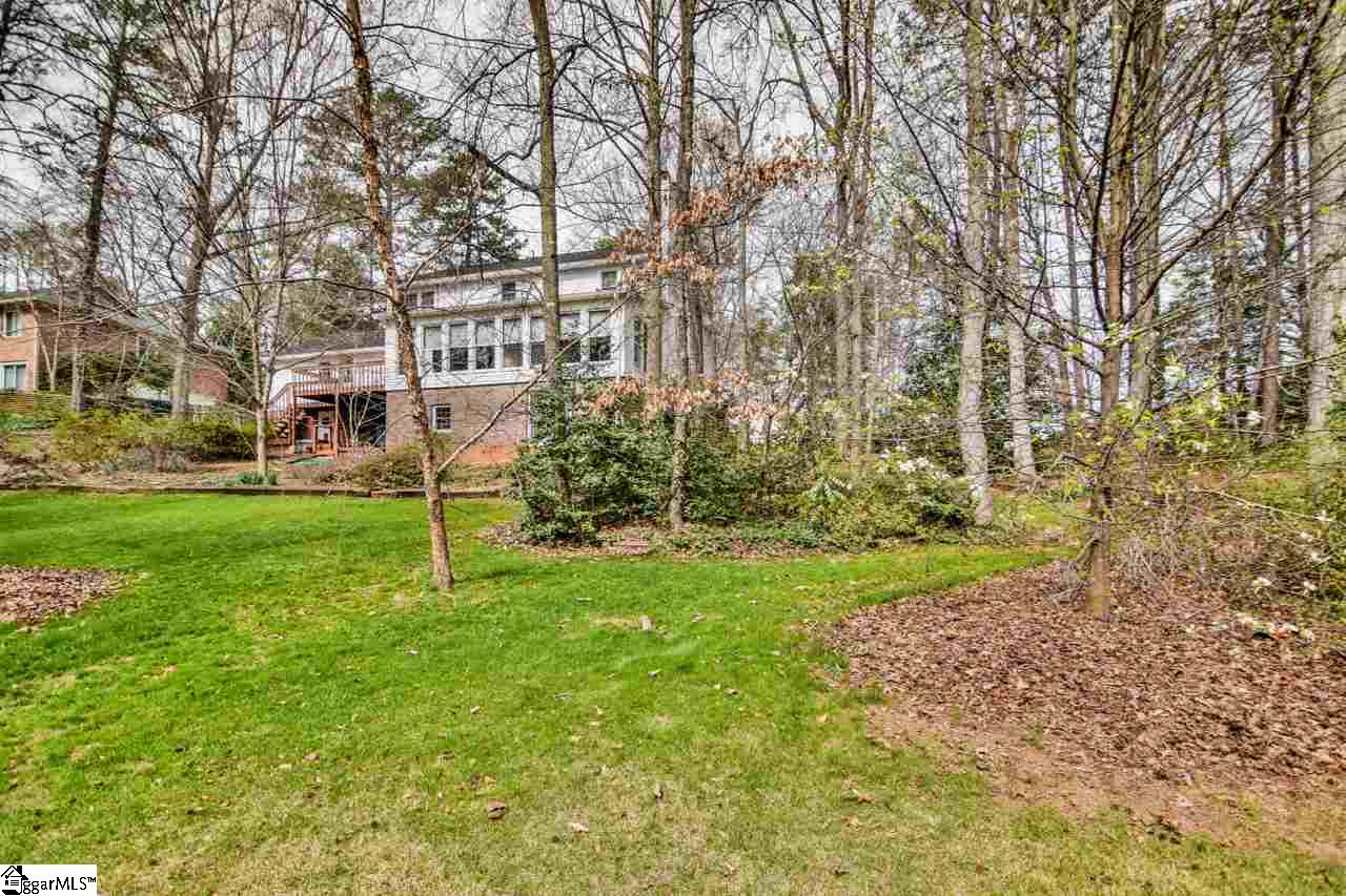 207 Middle Brook Road Greer, SC 29650 - Photo 2 of 36 Gallery Image 2