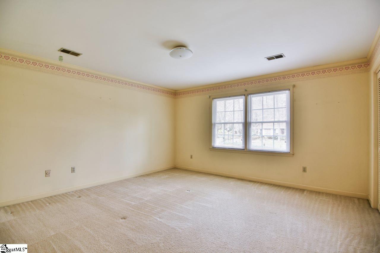 207 Middle Brook Road Greer, SC 29650 - Photo 26 of 36 Gallery Image 26