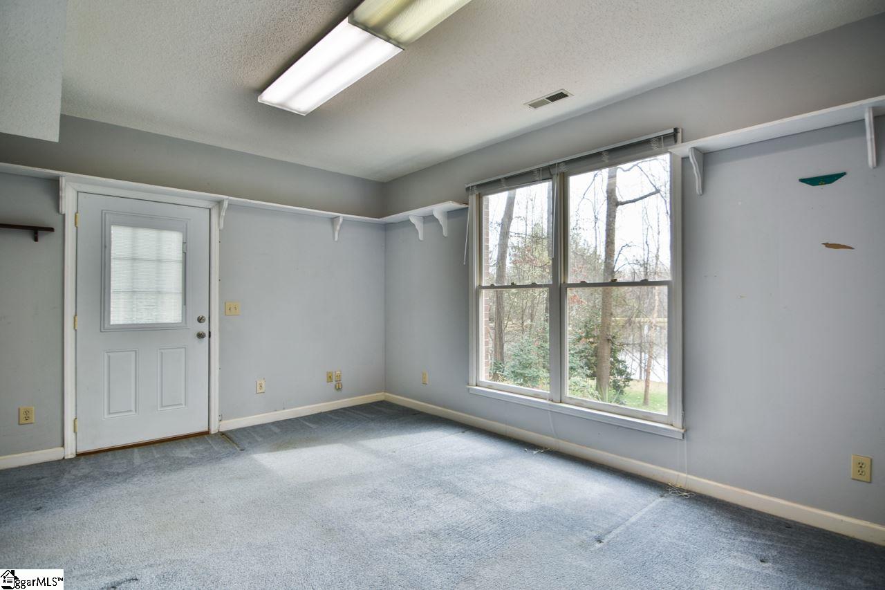 207 Middle Brook Road Greer, SC 29650 - Photo 30 of 36 Gallery Image 30
