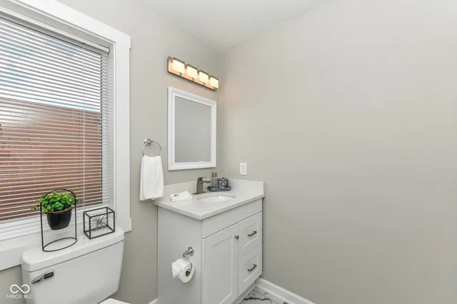 $399,000 | 1821 South East Street, Indianapolis, IN 46225