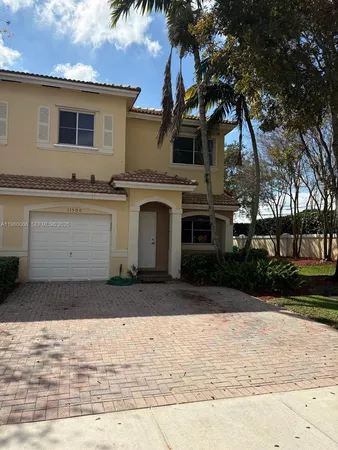 $449,000 | 11500 Northwest 33rd Street, Sunrise, FL 33323
