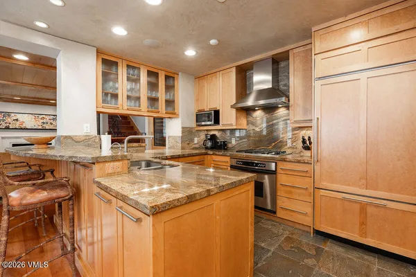 $6,888,888 | 600 Vail Valley Drive, Unit B10, Vail, CO 81657