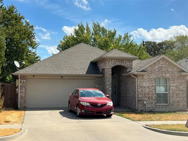 $359,000 | 1800 Jordan Court, Irving, TX 75061
