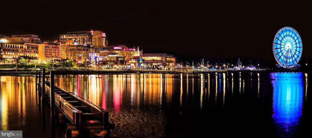 9621 Temple Hill Road Clinton, MD 20735 - Photo 48 of 48 a view of a balcony