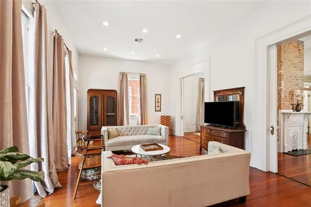 $589,000 | 435 Bouny Street, New Orleans, LA 70114