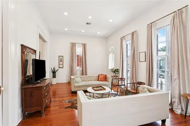 $589,000 | 435 Bouny Street, New Orleans, LA 70114