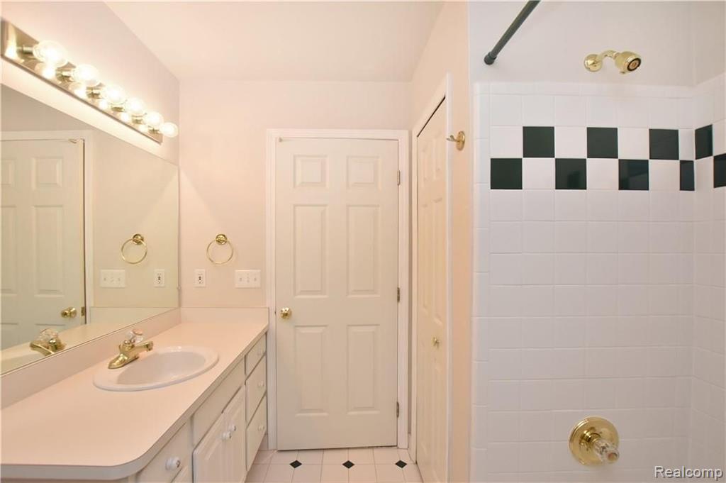 3375 Henley Court Rochester Hills, MI 48309 - Photo 27 of 31