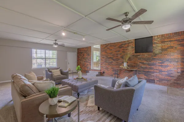 $2,550 | 9225 Amos Road, Ooltewah, TN 37363