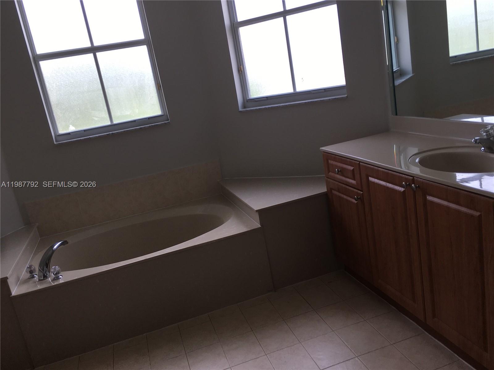 14512 Southwest 10th Street Miami, FL 33184 - Photo 12 of 20