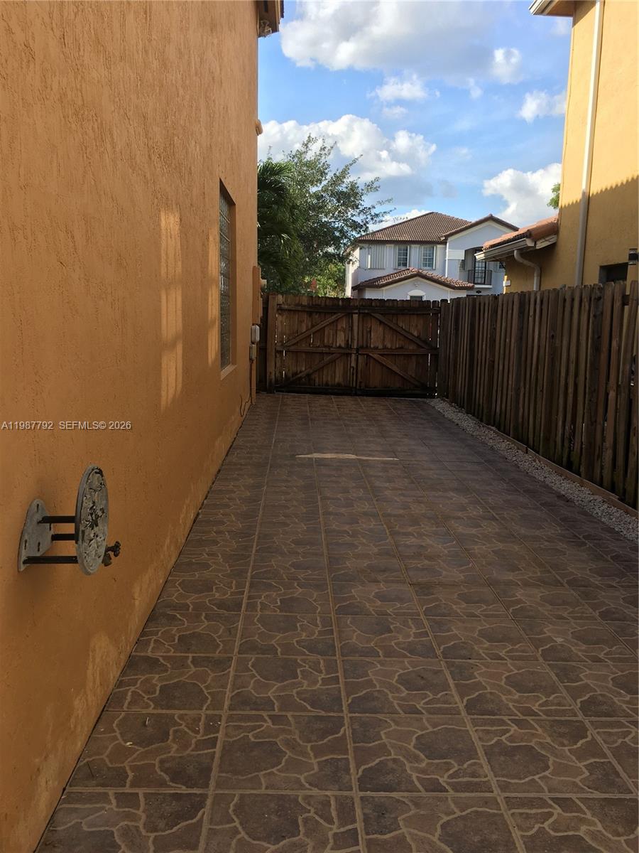 14512 Southwest 10th Street Miami, FL 33184 - Photo 20 of 20