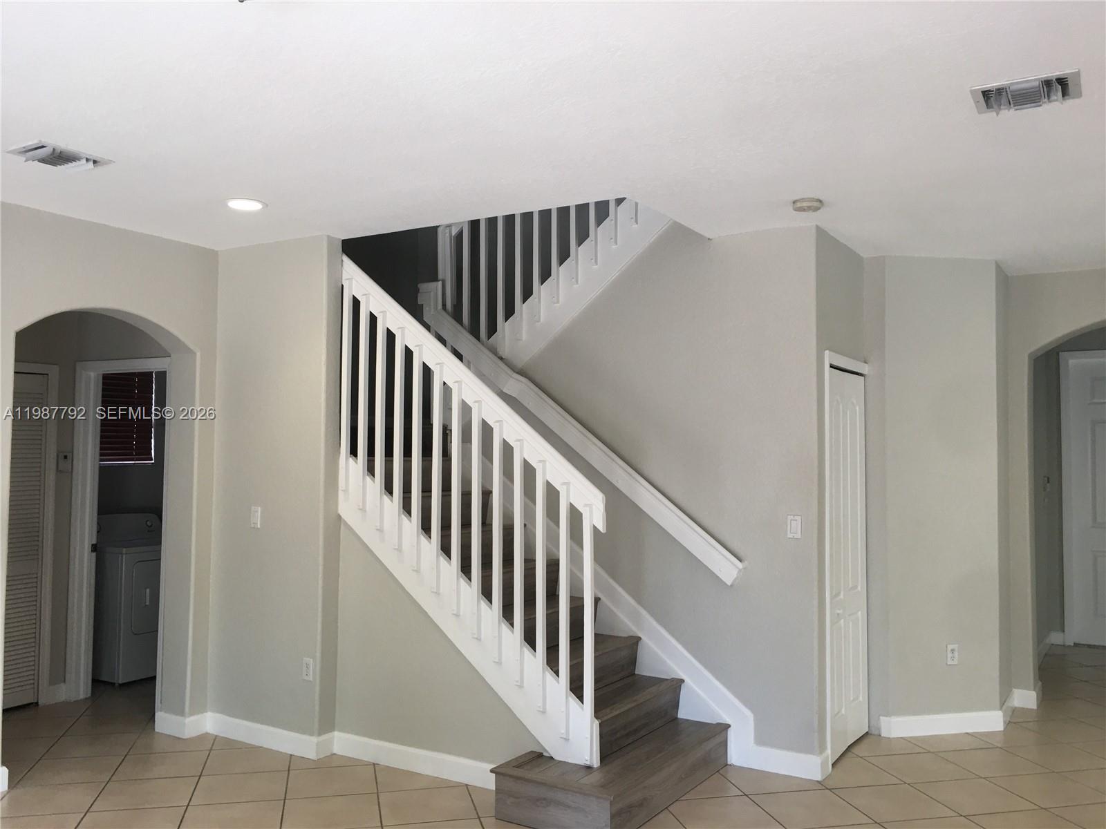 14512 Southwest 10th Street Miami, FL 33184 - Photo 3 of 20