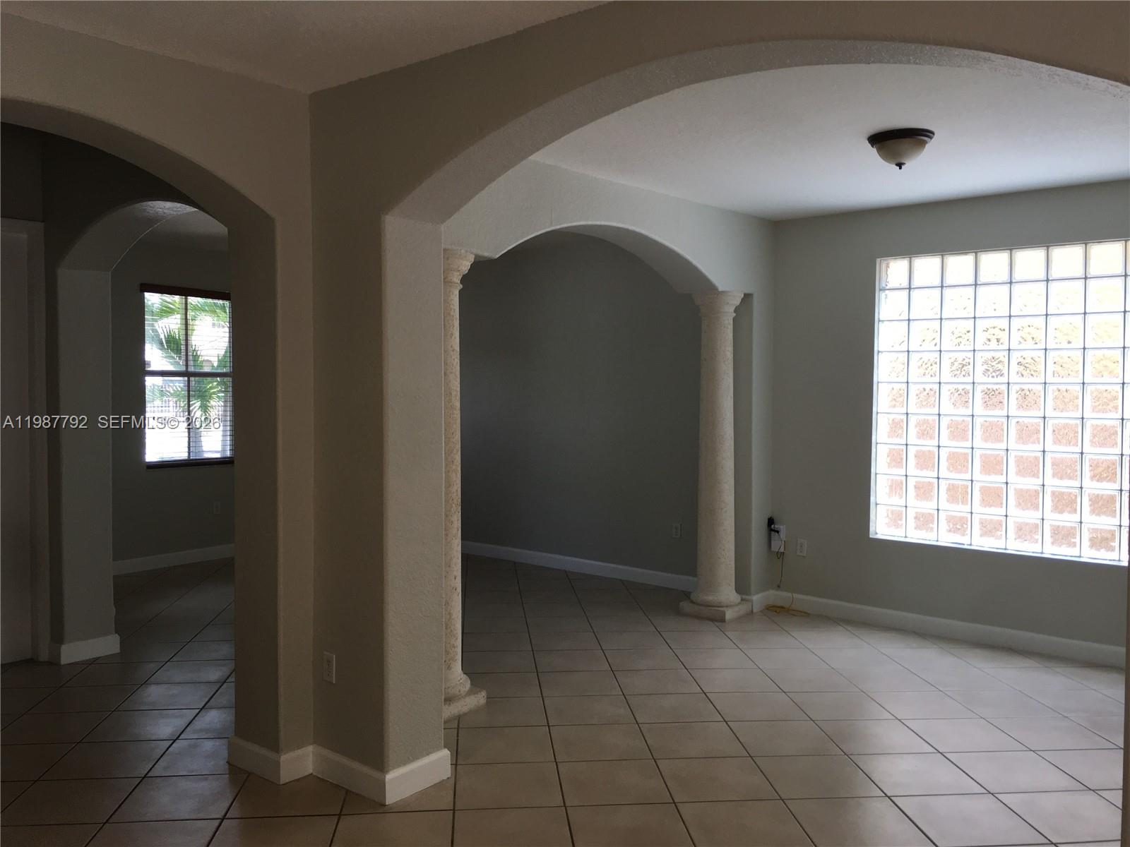 14512 Southwest 10th Street Miami, FL 33184 - Photo 4 of 20