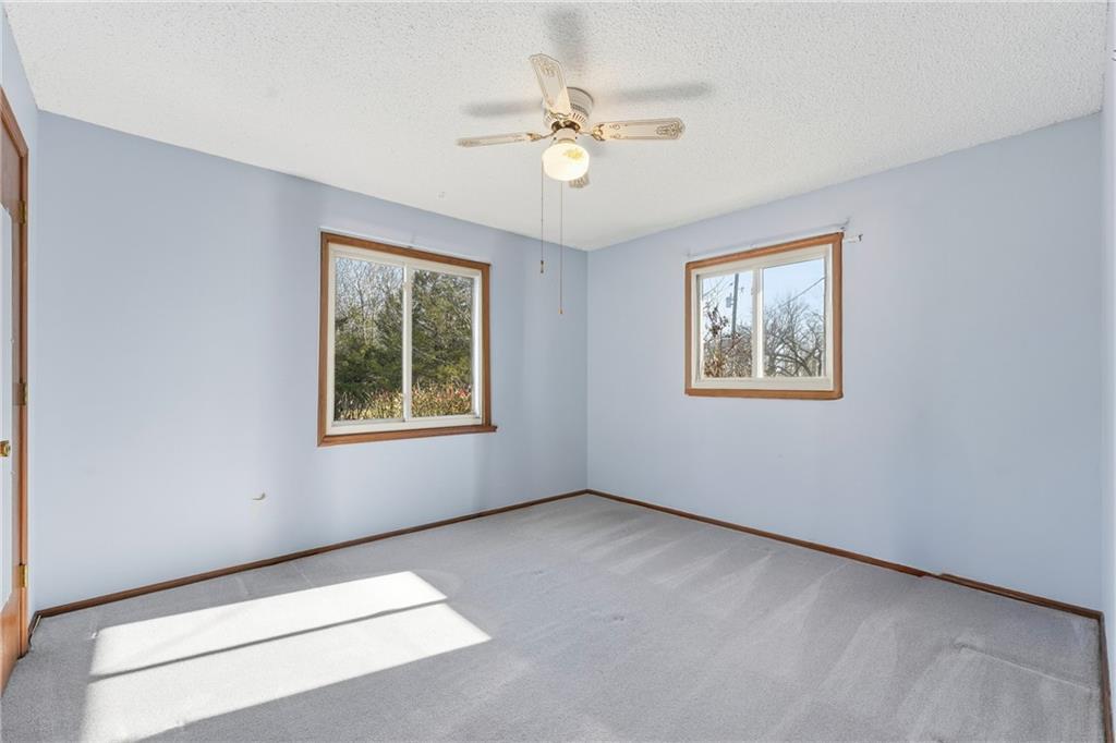 1055 East 900th Road Lawrence, KS 66047 - Photo 11 of 43