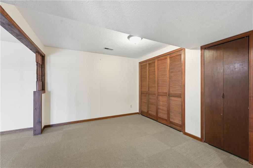 1055 East 900th Road Lawrence, KS 66047 - Photo 16 of 43