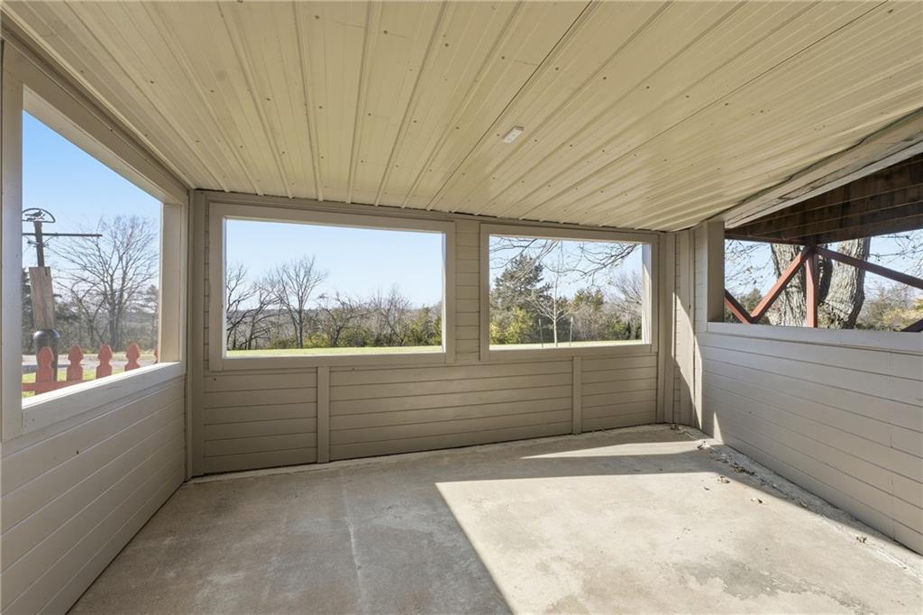 1055 East 900th Road Lawrence, KS 66047 - Photo 21 of 43