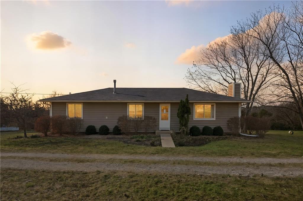 1055 East 900th Road Lawrence, KS 66047 - Photo 32 of 43