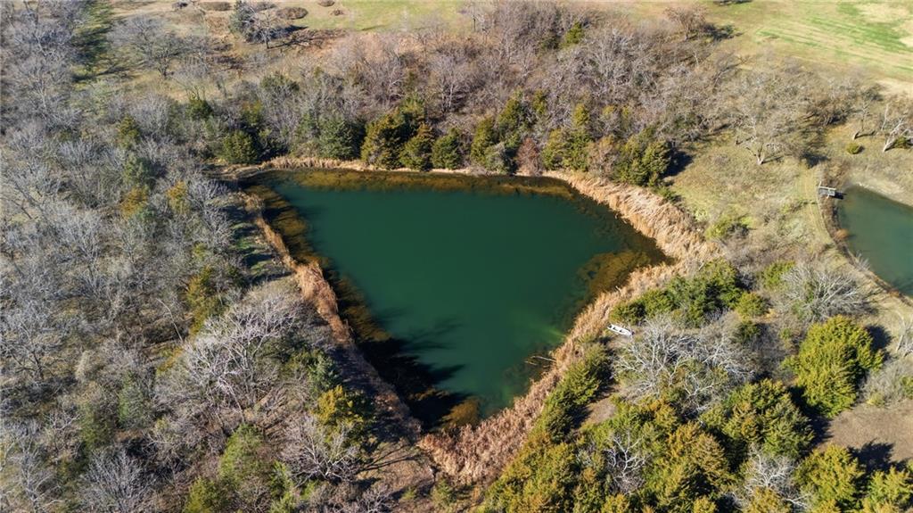 1055 East 900th Road Lawrence, KS 66047 - Photo 5 of 43