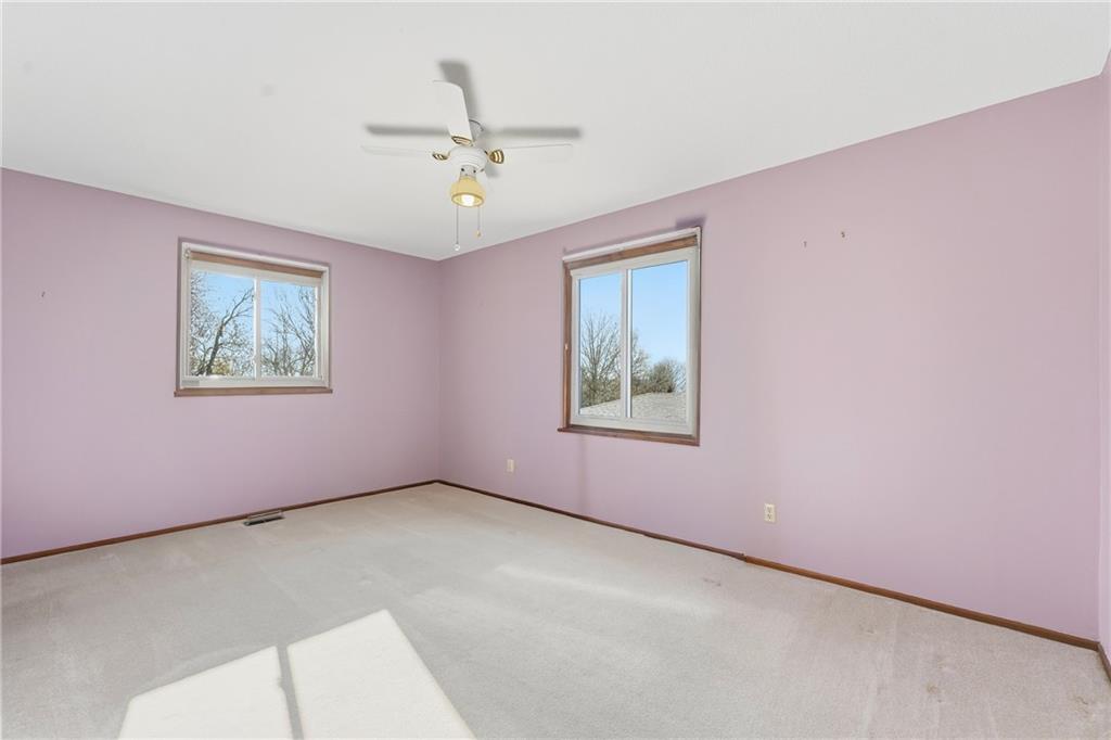 1055 East 900th Road Lawrence, KS 66047 - Photo 8 of 43