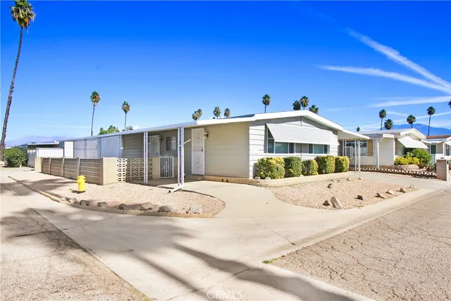 $1,550 | 1760 Santo Domingo Way, Hemet, CA 92545