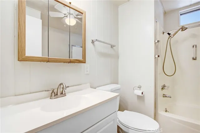 $1,650 | 1760 Santo Domingo Way, Hemet, CA 92545