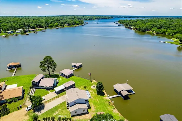 $599,000 | 115 Dolly Drive, Mabank, TX 75156