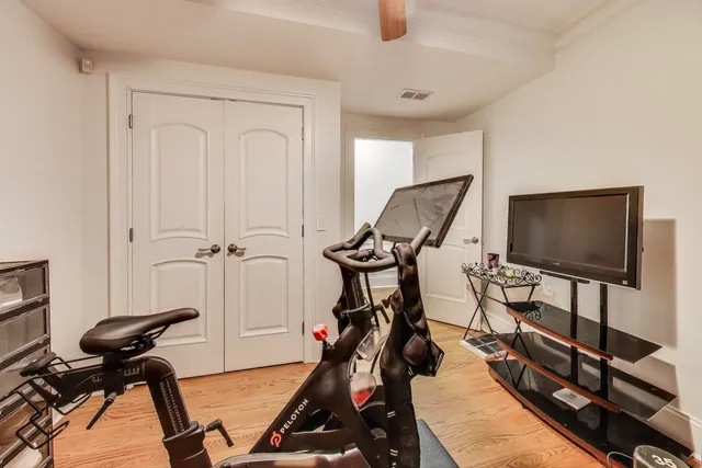 $315,000 | 5014 South Blackstone Avenue, Unit GN, Chicago, IL 60615