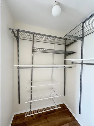 $2,400 | 1401 East 55th Street, Unit 815N, Chicago, IL 60615