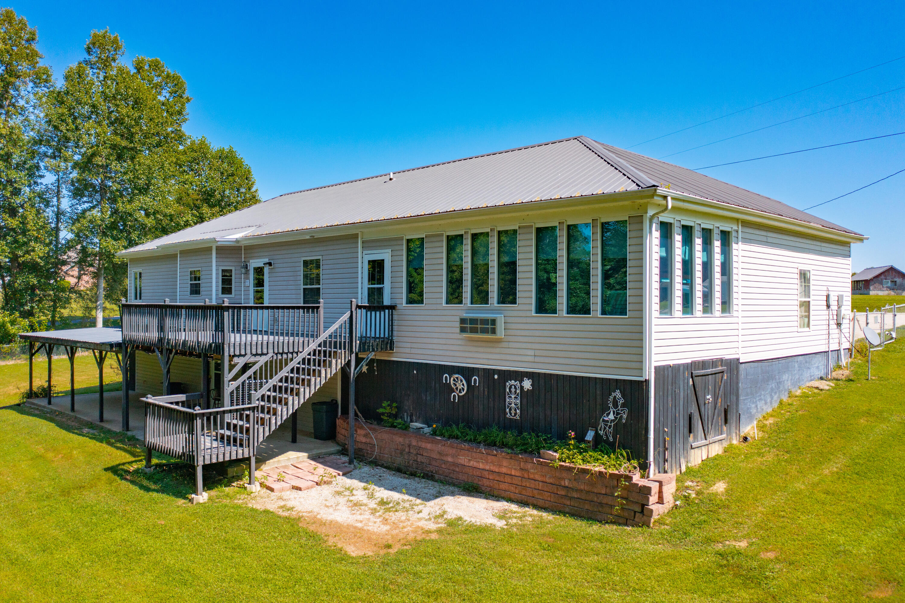 118 Jackson County High School Road McKee, KY 40447 - Photo 43 of 56 TAJ-LV-0320