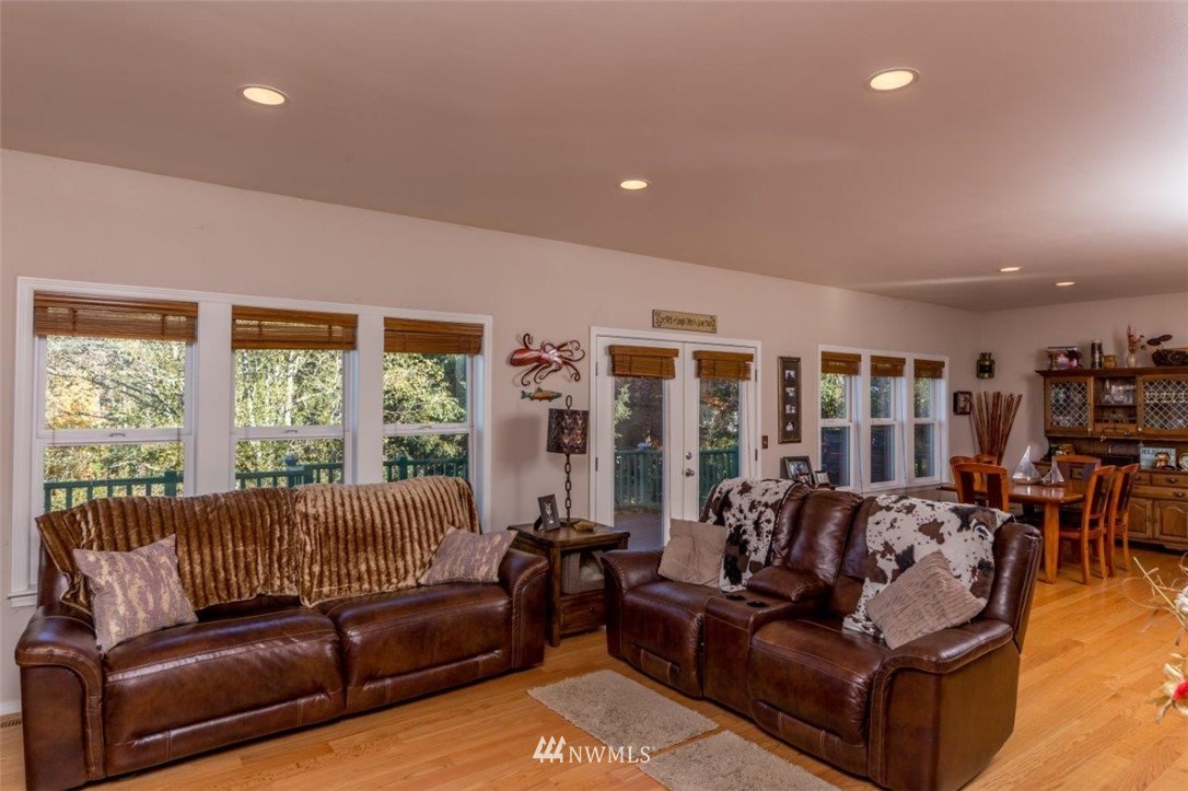 2577 Anderson Hill Road Southwest Port Orchard, WA 98367 - Photo 6 of 25 Gallery Image 6