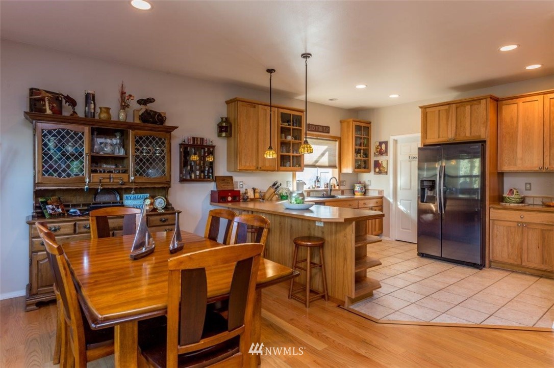 2577 Anderson Hill Road Southwest Port Orchard, WA 98367 - Photo 10 of 25 Gallery Image 10