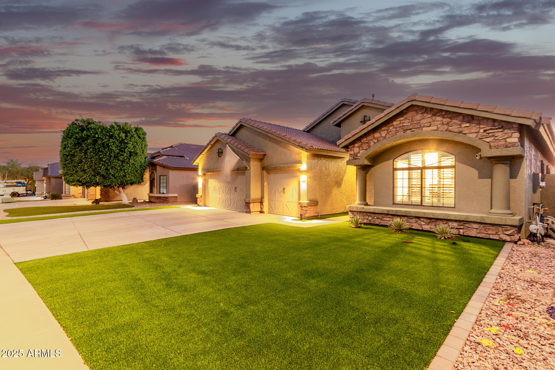 854 South Del Rio Court Apache Junction, AZ 85119 - Photo 4 of 57 04 - Del Rio