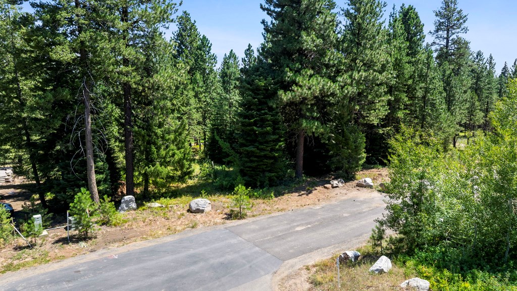 994 Discovery Drive Cascade, ID 83611 - Photo 4 of 13