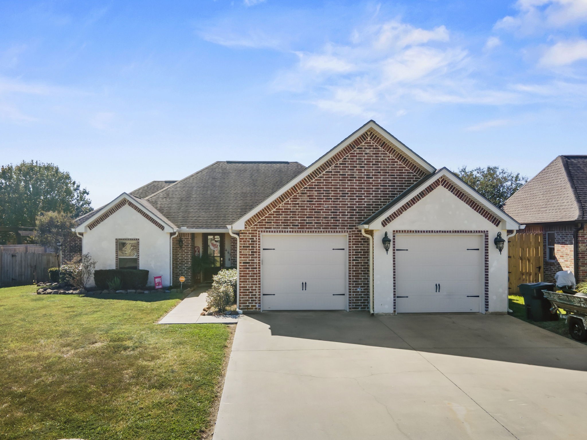a view of house and outdoor space