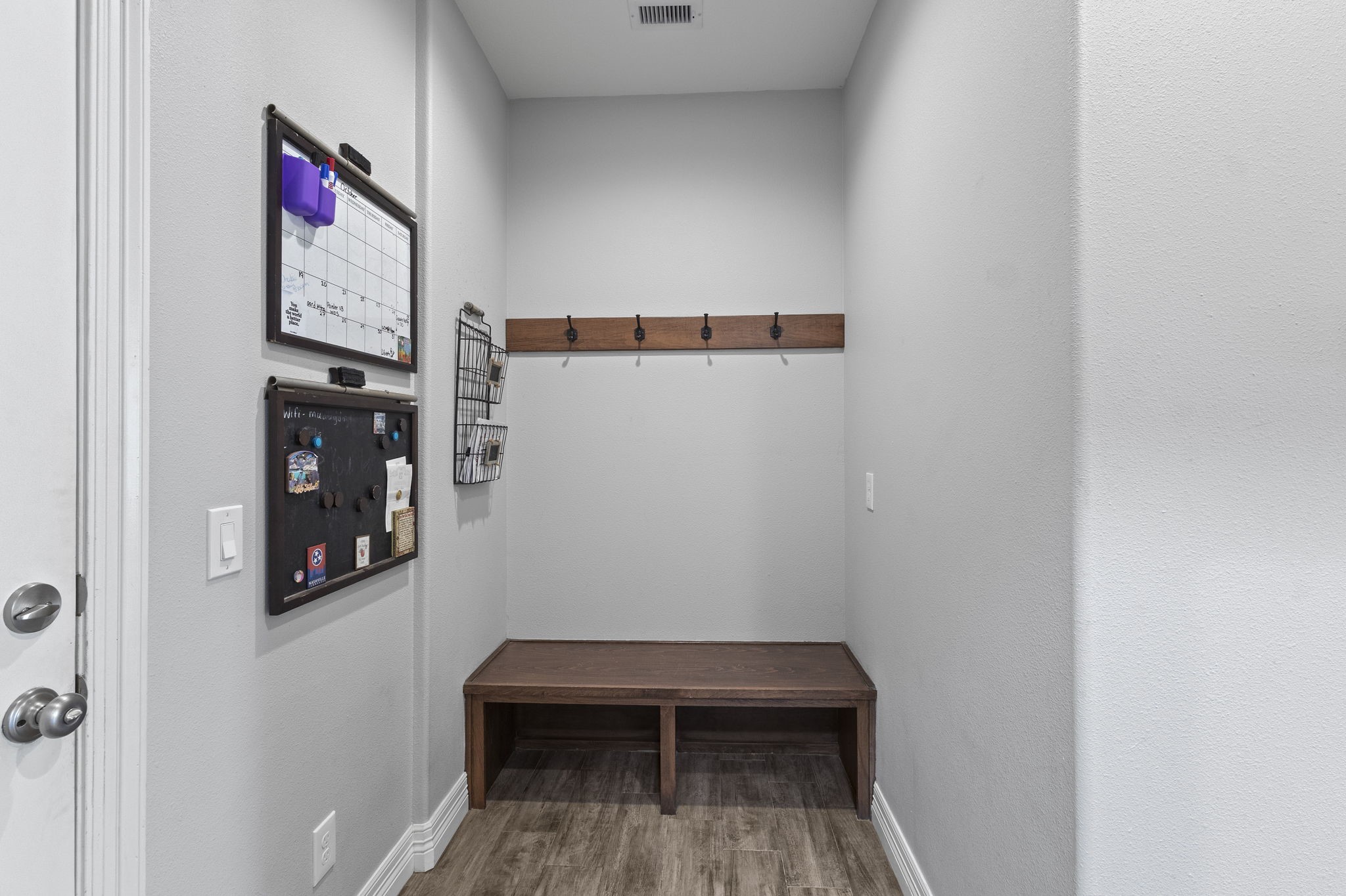 445 Bryant Boulevard Bridge City, TX 77611 - Photo 20 of 40 a view of a hallway with workspace